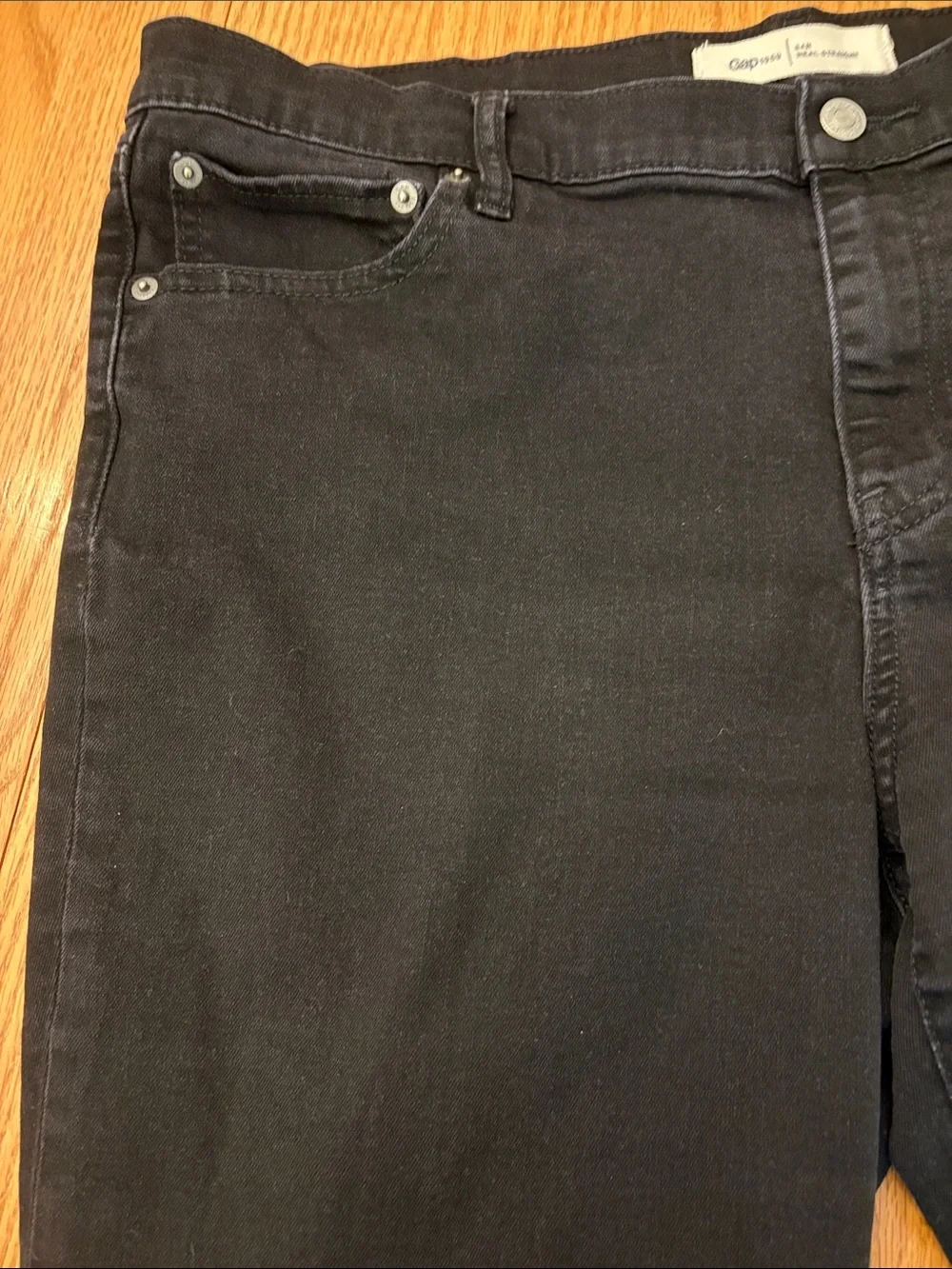 Women’s Gap 1969 Real Straight Leg Jeans - Black